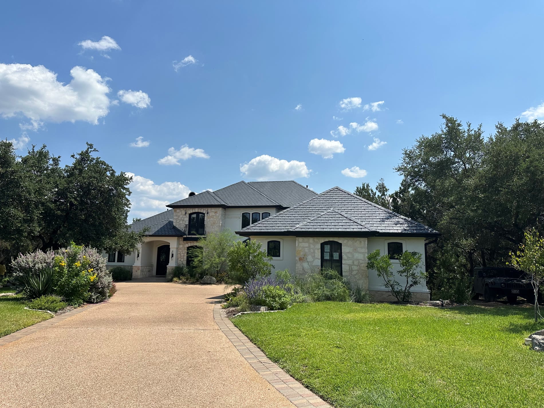 Home with an EcoStar Niagara synthetic slate roof